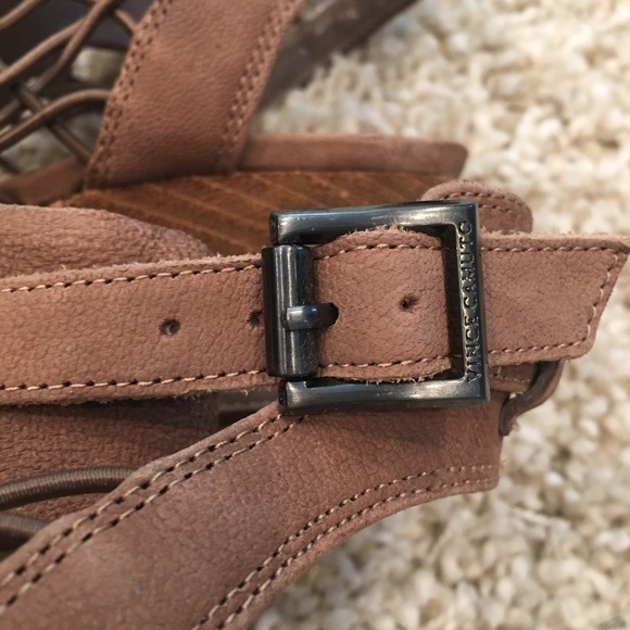 Vince Camuto sandal - Picture 5 of 7